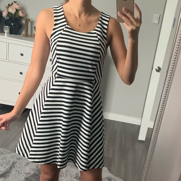 Express Dresses & Skirts - 3for25/ Express striped mini fur and flare dress